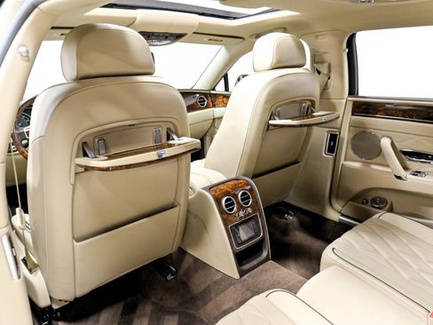 Used 2015 Bentley Flying Spur W12 AWD/4WD image 48