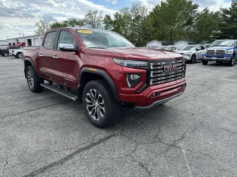 Used 2023 GMC Canyon Denali AWD/4WD image 11