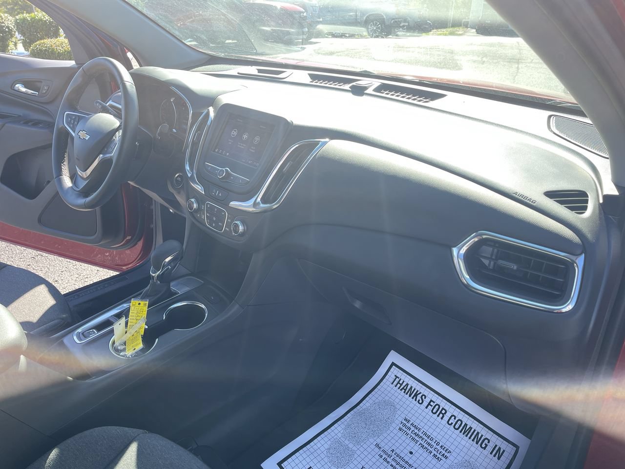 Used 2023 Chevrolet Equinox LT FWD image 28