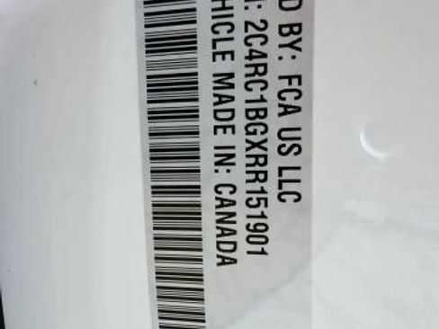 Used 2024 Chrysler Pacifica Touring-L FWD image 45