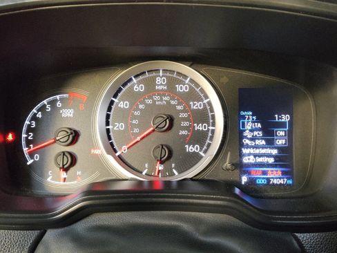 Used 2021 Toyota Corolla SE FWD image 23