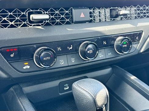 Certified 2023 Honda Accord EX image 10