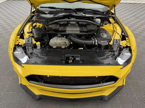 Used 2018 Ford Mustang GT Premium w/ GT Performance Package RWD image 37