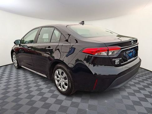 Used 2024 Toyota Corolla LE FWD image 5
