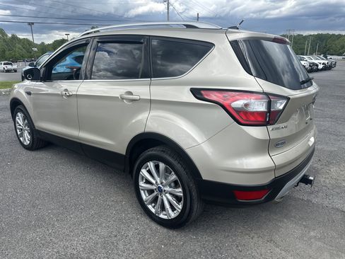 Used 2017 Ford Escape Titanium AWD/4WD image 5