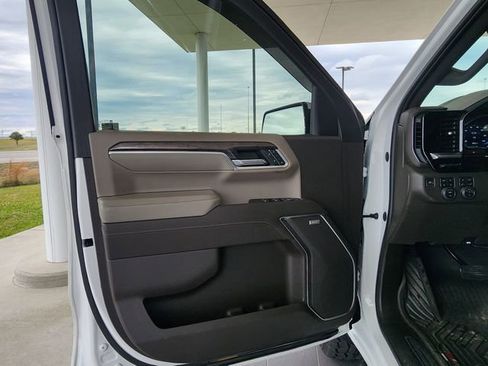 Used 2022 Chevrolet Silverado 1500 LTZ w/ LTZ Premium Package image 13