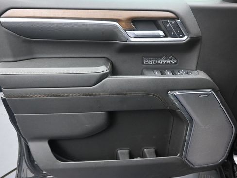 Used 2024 Chevrolet Silverado 1500 High Country RWD image 11