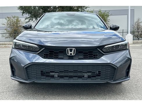 Certified 2025 Honda Civic Sport image 9