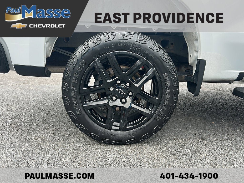 Used 2023 Chevrolet Silverado 1500 Custom Trail Boss AWD/4WD image 9
