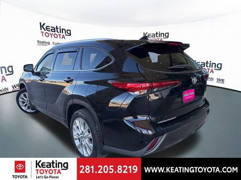 Used 2021 Toyota Highlander Limited image 5