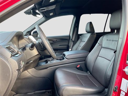 Used 2025 Honda Passport Black Edition image 20