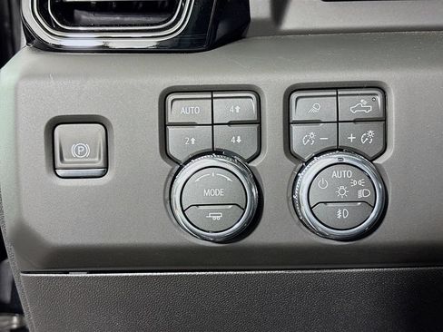 New 2026 GMC Sierra 2500 AT4X AWD/4WD image 10