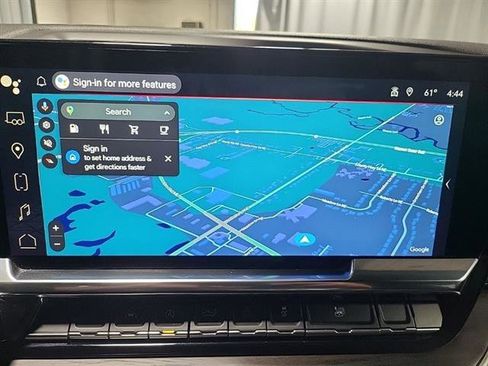 Certified 2025 GMC Sierra 1500 SLT image 19