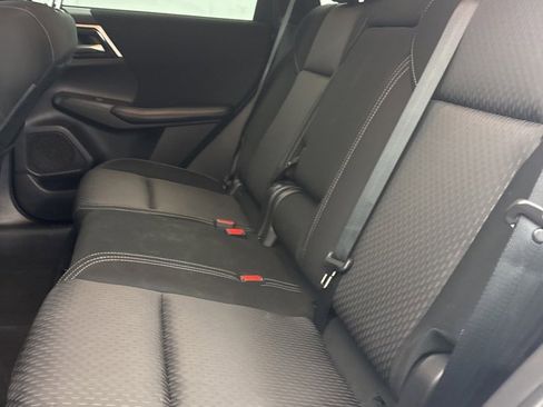 Used 2022 Mitsubishi Outlander ES image 27