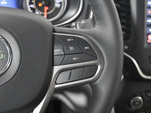 Used 2022 Jeep Cherokee Latitude Lux image 36