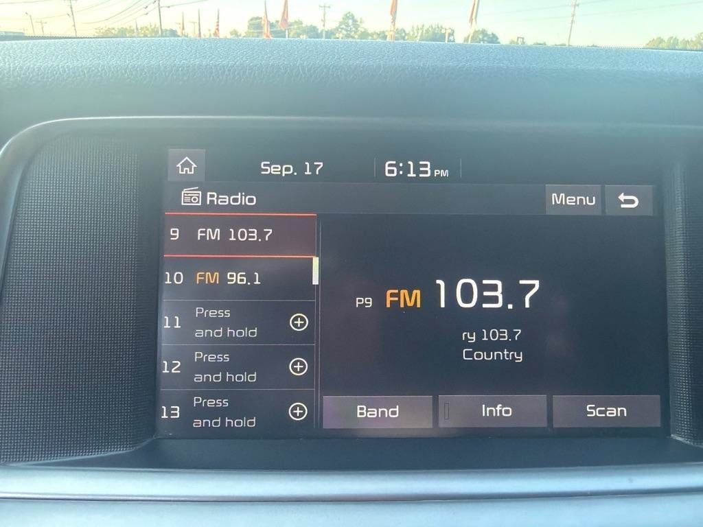 Used 2020 Kia Optima LX FWD image 20