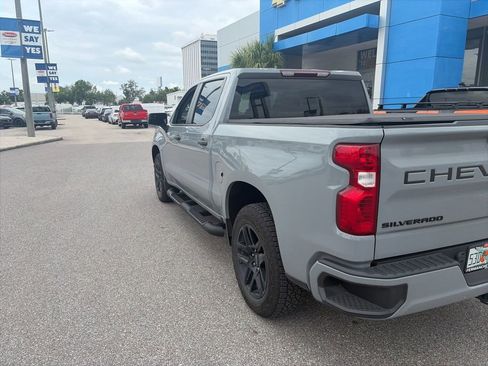 Used 2024 Chevrolet Silverado 1500 Custom w/ Turbomax Blackout Package RWD image 6