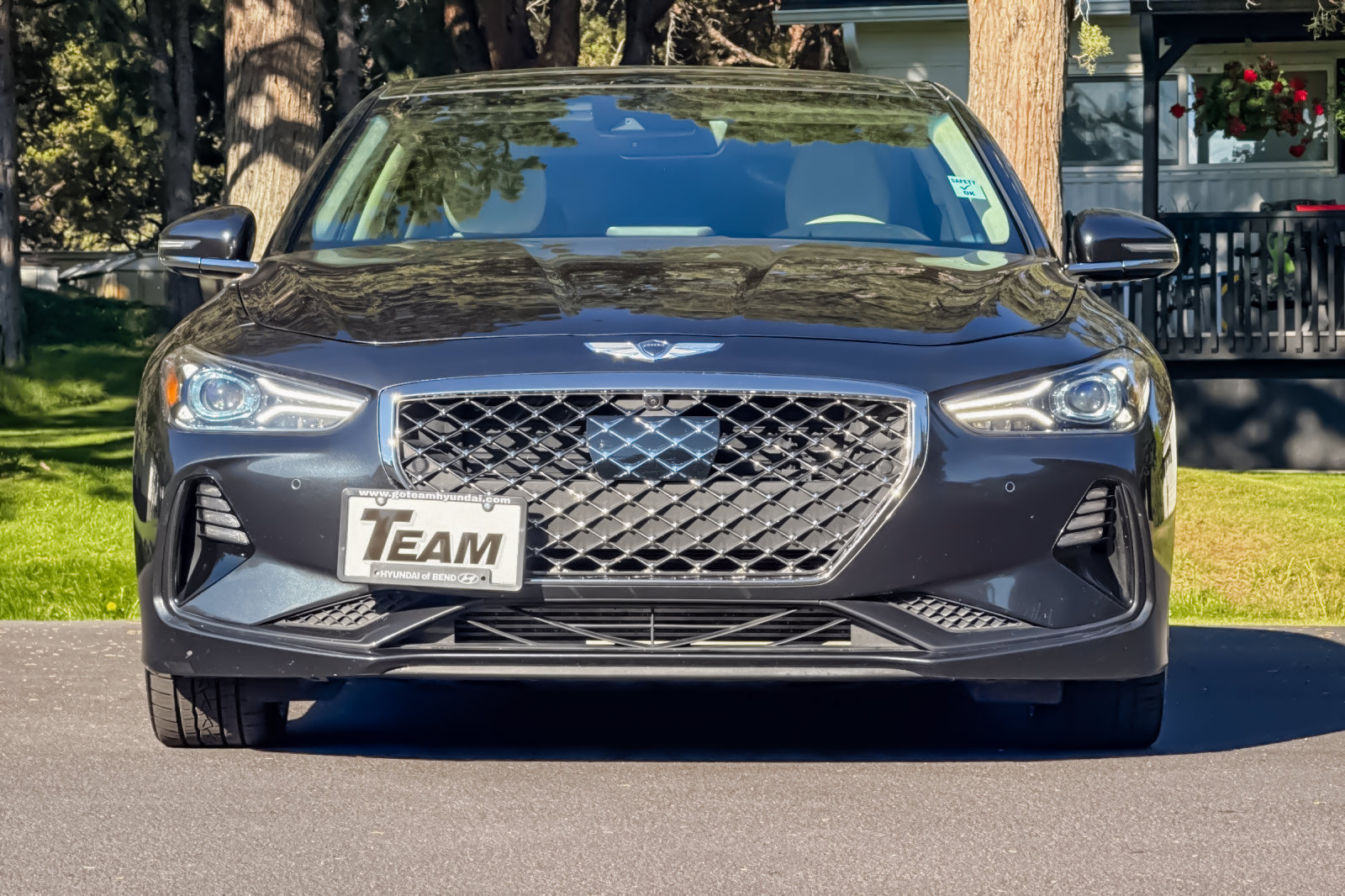 Used 2019 Genesis G70 3.3T Design RWD image 10