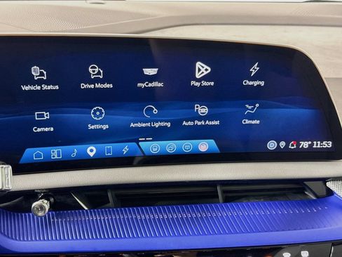 Certified 2025 Cadillac Optiq Sport 1 AWD/4WD image 15