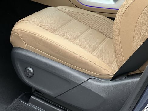 New 2026 Mercedes-Benz GLE 350 4MATIC image 12