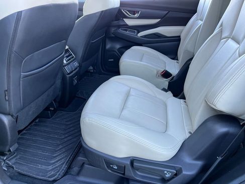 Certified 2023 Subaru Ascent Limited w/ Technology Package image 15