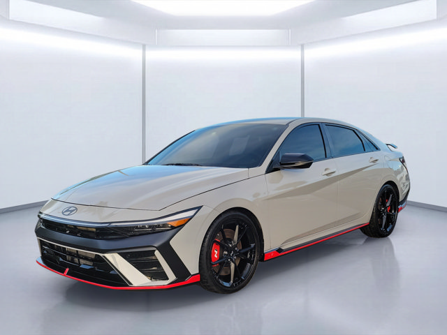 Used 2026 Hyundai Elantra N FWD image 2