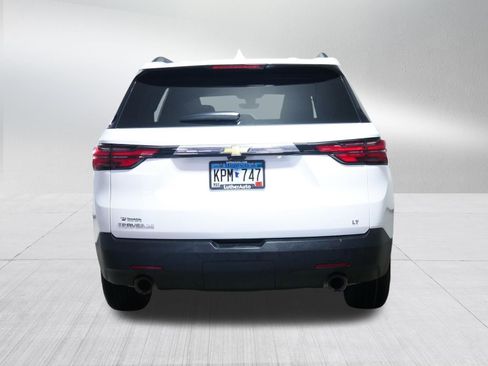Used 2023 Chevrolet Traverse LT w/ Rear Camera Mirror Package AWD/4WD image 6