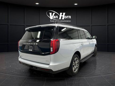 Used 2025 Ford Expedition Max Active AWD/4WD image 7