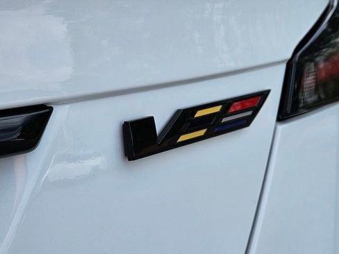 Used 2022 Cadillac CT5 V w/ Premium Package image 17