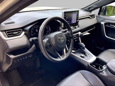 Certified 2022 Toyota RAV4 XSE AWD/4WD image 17