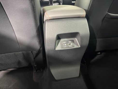 Certified 2025 Subaru Crosstrek 2.5i Limited w/ Crosstrek Mirror Package image 19