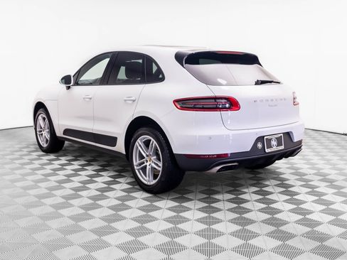 Used 2017 Porsche Macan AWD/4WD image 3