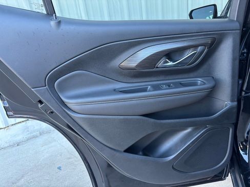 Used 2022 GMC Terrain SLE w/ Driver Convenience Package image 28