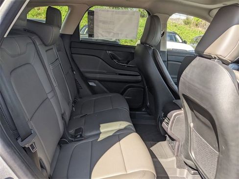 New 2024 Lincoln Corsair Reserve w/ Equipment Group 201A image 36