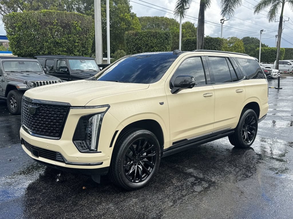 Used 2025 Cadillac Escalade Premium Luxury AWD/4WD image 1