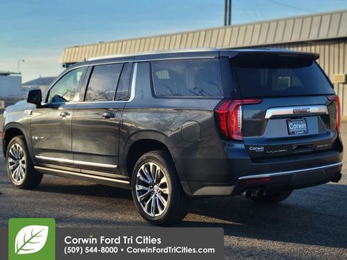 Used 2021 GMC Yukon XL Denali w/ Denali Premium Package AWD/4WD image 16