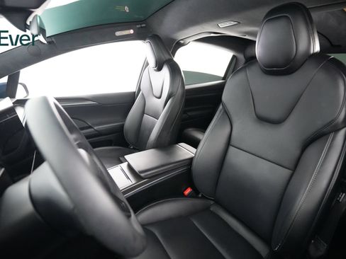 Used 2023 Tesla Model X Plaid AWD/4WD image 4