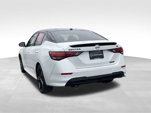 Certified 2023 Nissan Sentra SR w/ Midnight Edition Package FWD image 5