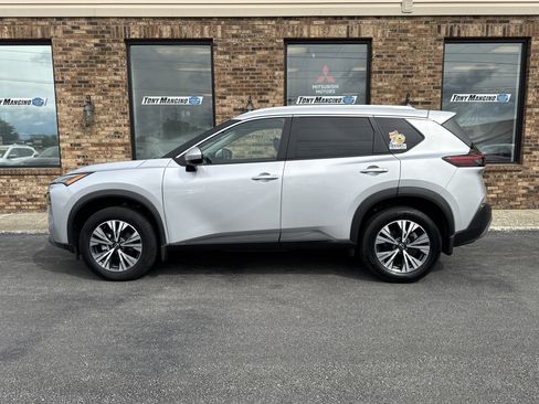 Used 2023 Nissan Rogue SV w/ SV Premium B Package AWD/4WD image 4