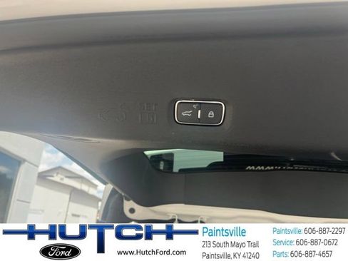Used 2025 Ford Expedition Platinum AWD/4WD image 16
