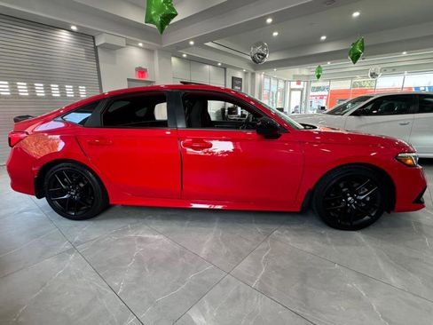 Used 2024 Honda Civic Si image 9