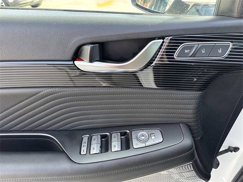 Used 2024 Hyundai Palisade Calligraphy image 20