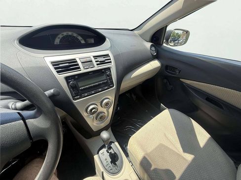 Used 2008 Toyota Yaris S FWD image 18