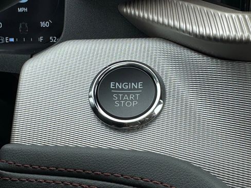 New 2025 Ford Explorer Active w/ Active Comfort Package image 5