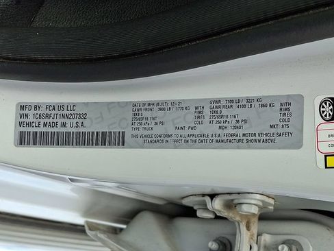 Used 2022 RAM 1500 Laramie AWD/4WD image 29