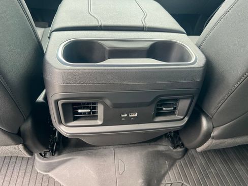 Used 2024 Chevrolet Silverado 1500 LT Trail Boss w/ LT Trail Boss Premium Package AWD/4WD image 22