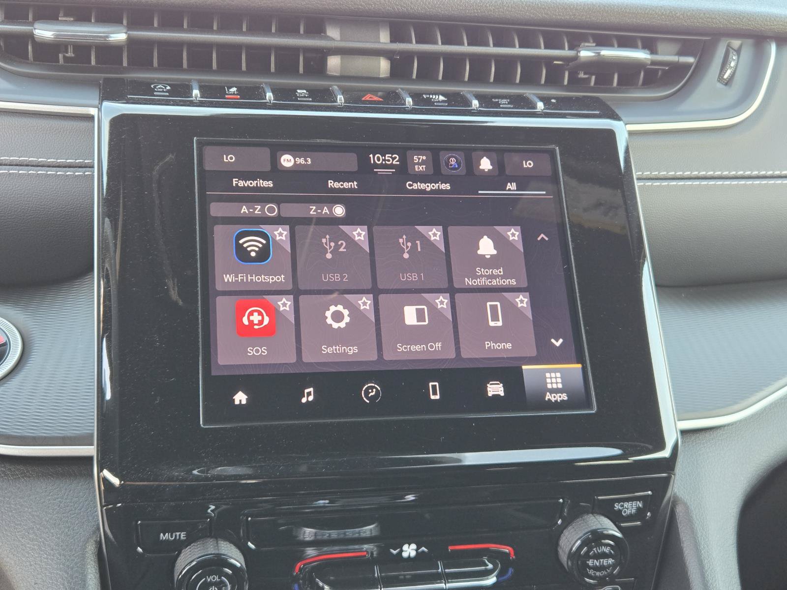 Certified 2025 Jeep Grand Cherokee Laredo X RWD image 7