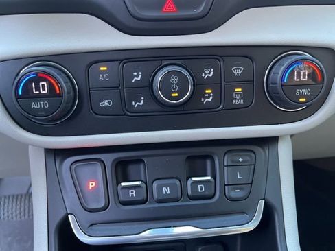 Used 2020 GMC Terrain Denali w/ Denali Premium Package image 14