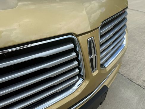 Used 2016 Lincoln Navigator L Select image 6