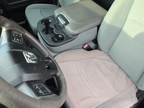 Used 2019 RAM 1500 Express w/ Express Value Package AWD/4WD image 14